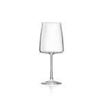 RCR - Calice Vino Essential 54 cl - Set. 6 Pz Il Calice Vino Essential 54 cl è studiato per un arredo tavola contemporaneo e minimal, il fondo piatto conferisce al vino una forma trapezoidale, tipica delle apparecchiature moderne. La raffinatezza del design esprime la sua massima espressione nella leggera riapertura della bocca che, oltre a favorire lo sprigionarsi degli aromi, agevola lo scivolamento del liquido in fase di degustazione e conferisce al calice una morbida eleganza di linea