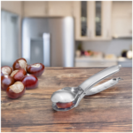 Westmark - Tagliacastagne con Lama Dentata Inox
